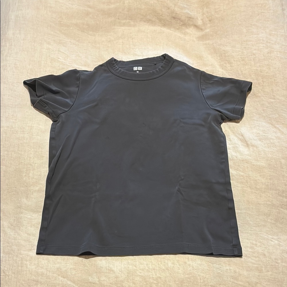 Uniqlo Men's Short Sleeve Crew T-Shirt — Black